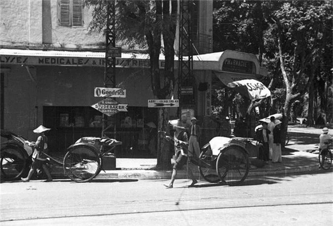 Loat anh doc ve xe keo tay o Ha Noi nam 1940-Hinh-5