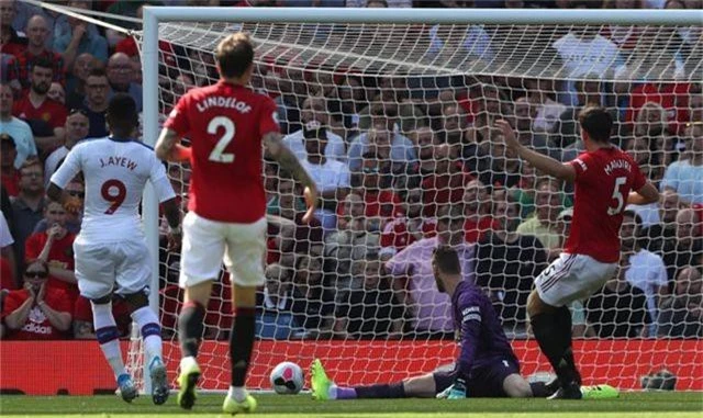 Những khoảnh khắc trong trận thua tệ hại của Man Utd trước Crystal Palace - 6