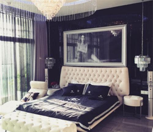 Hé lộ bí mật đằng sau về căn phòng ngủ triệu đô của Ngọc Trinh