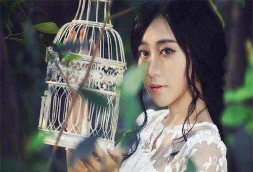 Bị đàn ông phản bội, phụ nữ đừng dại đánh ghen, chỉ cần làm 3 điều này để xốc lại tinh thần