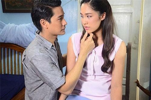 Thuê ô-sin đến chăm con, bà chủ cay đắng nhìn chồng "dính bẫy"