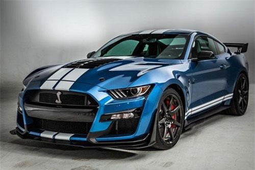 Sở hữu Ford Shellby Mustang GT500 chỉ với hơn 200 nghìn đồng