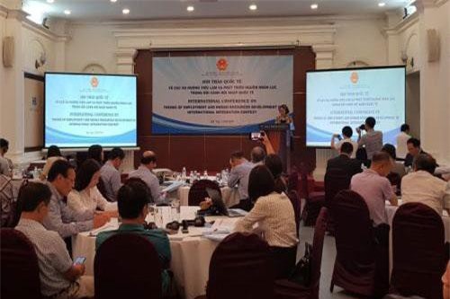 Lao động kỹ năng thấp gia tăng nguy cơ thất nghiệp khi hội nhập