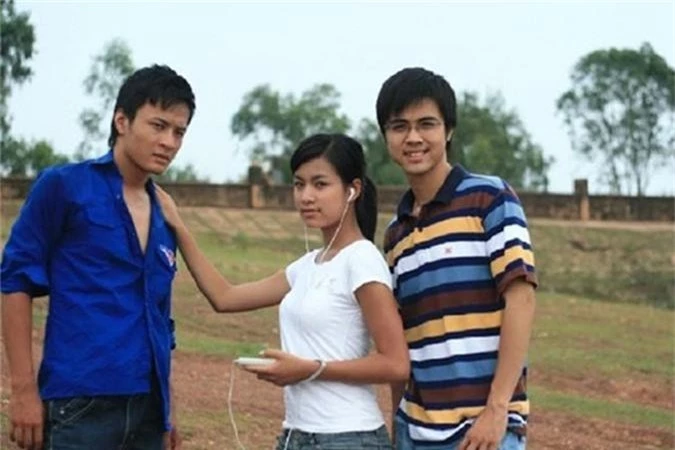 Chia tay Vinh Thuy, Hoang Thuy Linh lai tinh tu cung Hong Dang-Hinh-9