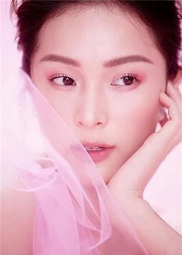 Hạ Vi xinh đẹp tuyệt trần sau 2 năm chia tay Cường Đô la - Hình 8 Ha Vi xinh dep tuyet tran sau 2 nam chia tay Cuong Do la-Hinh-8