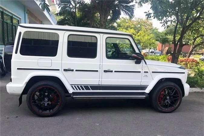 Minh nhua cuoi Mercedes-AMG G63 hon 10 ty len Da Lat-Hinh-5