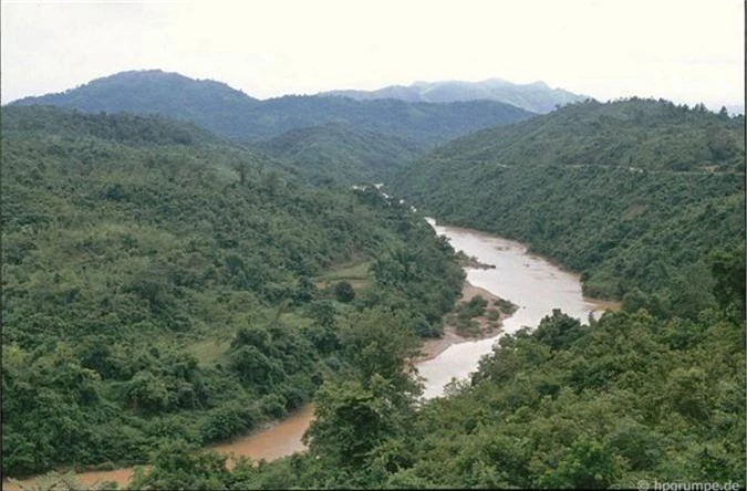 Ngam canh tuong dep ngat ngay o Cao Bang nam 1993-Hinh-12