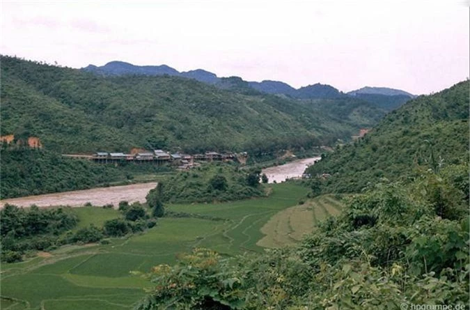 Ngam canh tuong dep ngat ngay o Cao Bang nam 1993-Hinh-8