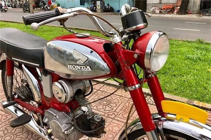 Xe may Honda 67 “doc nhat” Viet Nam chi 50 trieu dong-Hinh-2