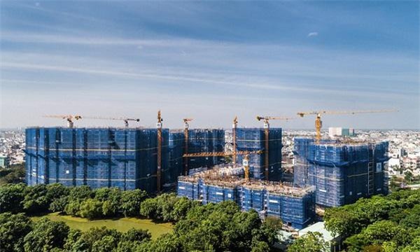 Lãnh đạo Tập đoàn Xây dựng Hòa Bình thi nhau bắt đáy cổ phiếu HBC 