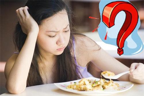 Sự thật sau nồi cơm nhão và đĩa thịt kho mặn chát của mẹ chồng