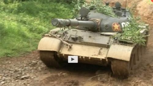 Ảnh cực hiếm xe tăng T-62 Việt Nam dũng mãnh đột kích