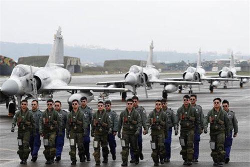 Đài Loan chi 8 tỷ USD mua máy bay Mỹ, Bắc Kinh có “đe dọa“?