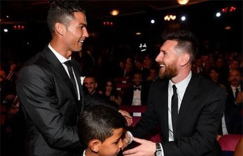 Ronaldo và Messi đã có giai đoạn cạnh tranh QBV khốc liệt - Ảnh: 90min