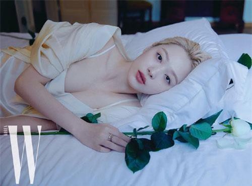 Hot girl nổi loạn xứ Hàn xinh đẹp với phong cách Lolita