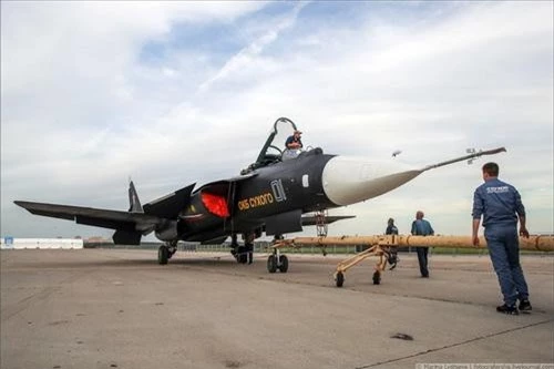 Tiêm kích thử nghiệm Su-47 xuất hiện tại Triển lãm MAKS 2019. Ảnh Marina Lystseva.