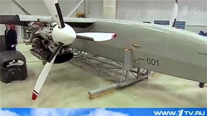 Nga thu nghiem UAV bay sieu cao, mang duoc ca tan bom-Hinh-8