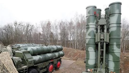 S-400 được xem là hệ thống phòng thủ tên lửa hiện đại nhất thế giới. (Ảnh: Reuters)