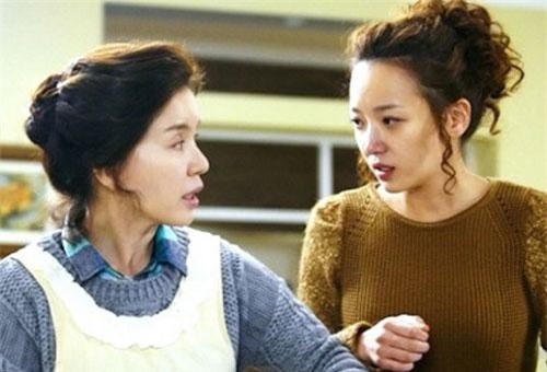 Lỡ uống hộp sữa của cháu, mẹ chồng ngất lịm vì lời con dâu thốt ra