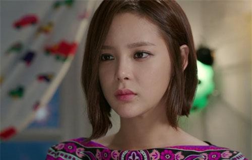 Tình cờ nghe được cuộc gọi của chồng trong đêm tân hôn, tôi chết sững khi biết tại sao anh lại yêu nhanh cưới vội đến vậy