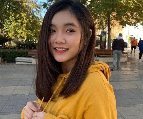 Nữ du học sinh Việt tại Úc gây thương nhớ bởi gương mặt khả ái