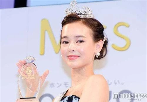 Mới đây, Nhật Bản đã tìm ra chủ nhân của chiếc vương miện cuộc thi Miss World Japan - Hoa hậu Thế giới Nhật Bản 2019. Sera Malika là cô gái xuất sắc vượt qua 29 thí sinh khác vinh dự được trao vương miện hoa hậu.