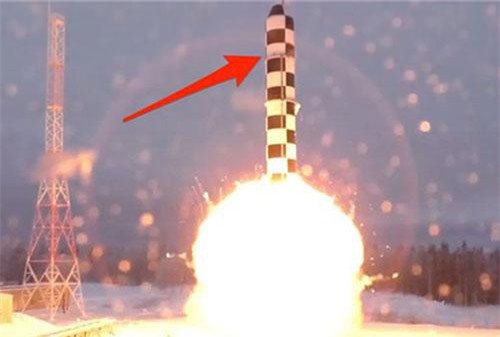 Nga sắp thử xong tên lửa Satan 2, Mỹ có dè chừng?