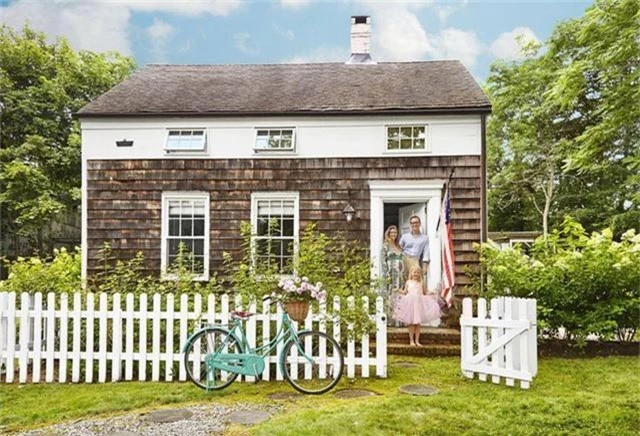 10 ý tưởng tạo hàng rào màu trắng lãng mạn cho ngôi nhà thêm ngọt ngào - Ảnh 2.