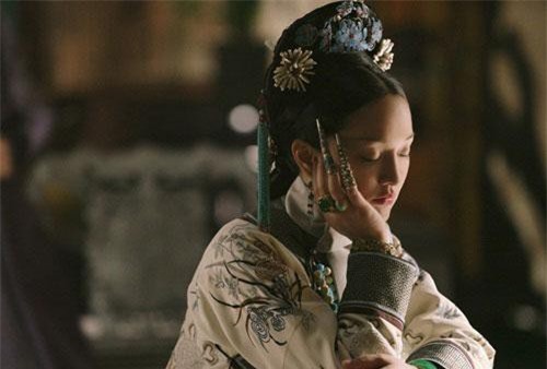 Bộ móng tay cầu kỳ của các phi tần thời xưa và ý nghĩa sâu xa đằng sau đó