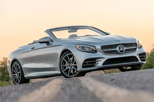 3. Mercedes-Benz S560 Cabriolet.