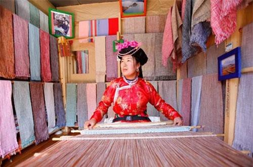 Vương quốc phụ nữ: Nơi đàn ông “chỉ quan trọng hơn ngựa giống”