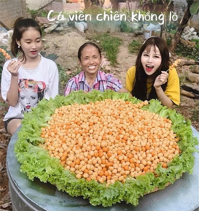 Đến nhà bà Tân Vlog 'ăn chực', ba cô gái xinh đẹp khiến dân mạng 'săn lùng' - ảnh 6