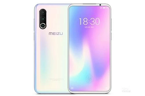 “Trái tim” của Meizu 16s Pro là vi xử lý Qualcomm Snapdragon 855 Plus lõi 8 với xung nhịp tối đa 2,96 GHz, GPU Adreno 640. RAM 6 GB/ROM 128 GB, RAM 8 GB/ROM 128 GB, RAM 8 GB/ROM 256 GB, không có khay cắm thẻ microSD. Hệ điều hành Android 9.0 Pie, được tùy biến trên giao diện người dùng Flyme OS 8.0.