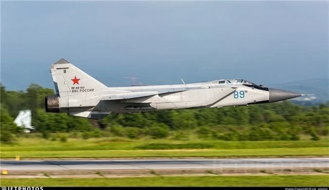 Vi sao MiG-31BM duoc coi la tiem kich danh chan vo dich toan cau?-Hinh-10