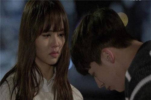 Mệt mỏi tìm cách "cưa đổ" trái tim mẹ chồng tương lai