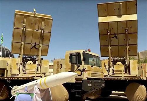 Tehran khoe uy lực "S-300 của Iran" giữa lúc căng thẳng trên Vịnh Ba Tư