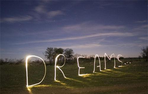 5 giấc mơ báo hiệu bạn sắp vỡ nợ phá sản, tiền bạc tiêu tan