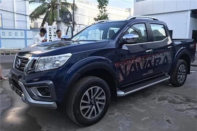 Nissan Navara EL 2019 moi tu 679 trieu tai Viet Nam-Hinh-2