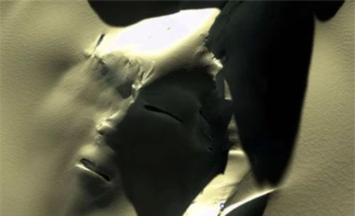 Phát hiện “khuôn mặt người ngoài hành tinh” khổng lồ bí ẩn ở Nam Cực