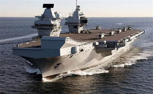 Tàu sân bay HMS Queen Elizabeth của Hải quân Anh. (Ảnh: Quân đội Anh)