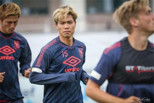 Công Phượng bị gạch tên khỏi danh sách thi đấu của Sint-Truidense