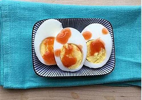 Trắc nghiệm: Thói quen ăn trứng luộc nói lên cách bạn tương tác với mọi người