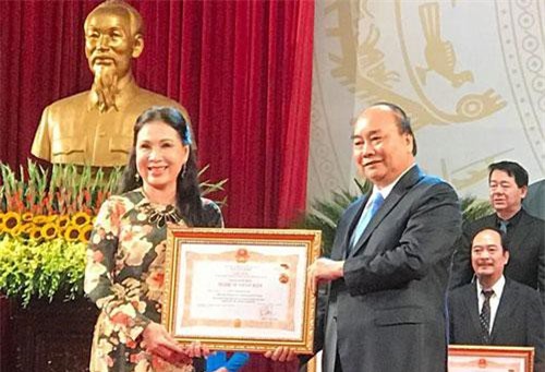 Diễn viên Kim Xuân chia sẻ điều tiếc nuối nhất khi nhận danh hiệu Nghệ sĩ nhân dân