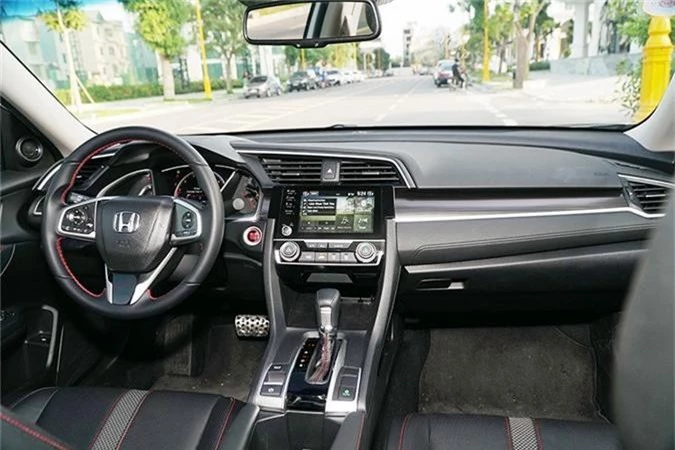 Trai nghiem Honda Civic RS moi tu 929 trieu tai Viet Nam-Hinh-6