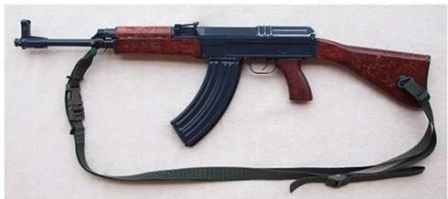 Thiết kế đầu tiên của súng trường AK.