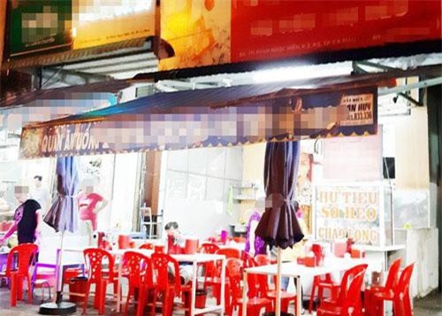 Cà Mau: 2 thanh niên đập vỡ kính xe công vụ của Bộ công an