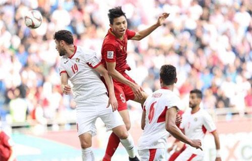 Văn Hậu: "Tôi không thấy bất ngờ khi được sang Hà Lan thi đấu"