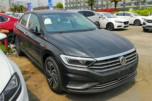 6. Volkswagen Sagitar (doanh số: 19.582 chiếc).