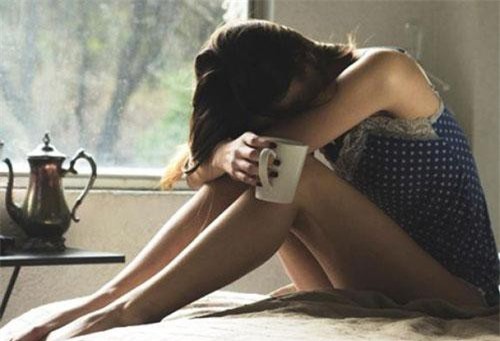 Ghen tuông vô cớ, dọa tung clip nhưng lại nhân danh tình yêu - đây là một kiểu đàn ông hèn đích thực phụ nữ cần tránh xa