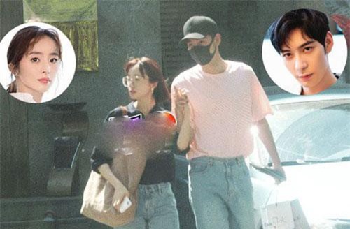 Cặp đôi chị - em mới của Cbiz: Nam chính "Đông Cung" lộ ảnh hẹn hò siêu ngọt ngào với mỹ nhân "Tần Thời Minh Nguyệt"